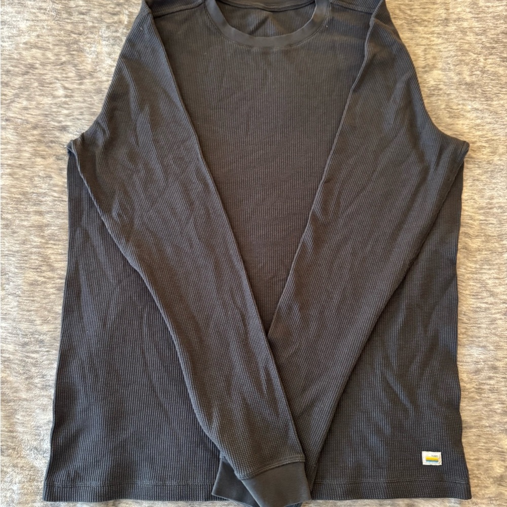 Vuori Men’s Dark Gray Waffle Crew Long Sleeve - Large - Worn Once